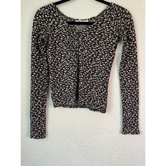 Hollister Floral Long Sleeve Top XS Black Pink Ditsy‎ Print Fitted - Picture 1 of 4